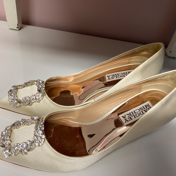 Badgley Mischka White heels - Picture 2 of 6